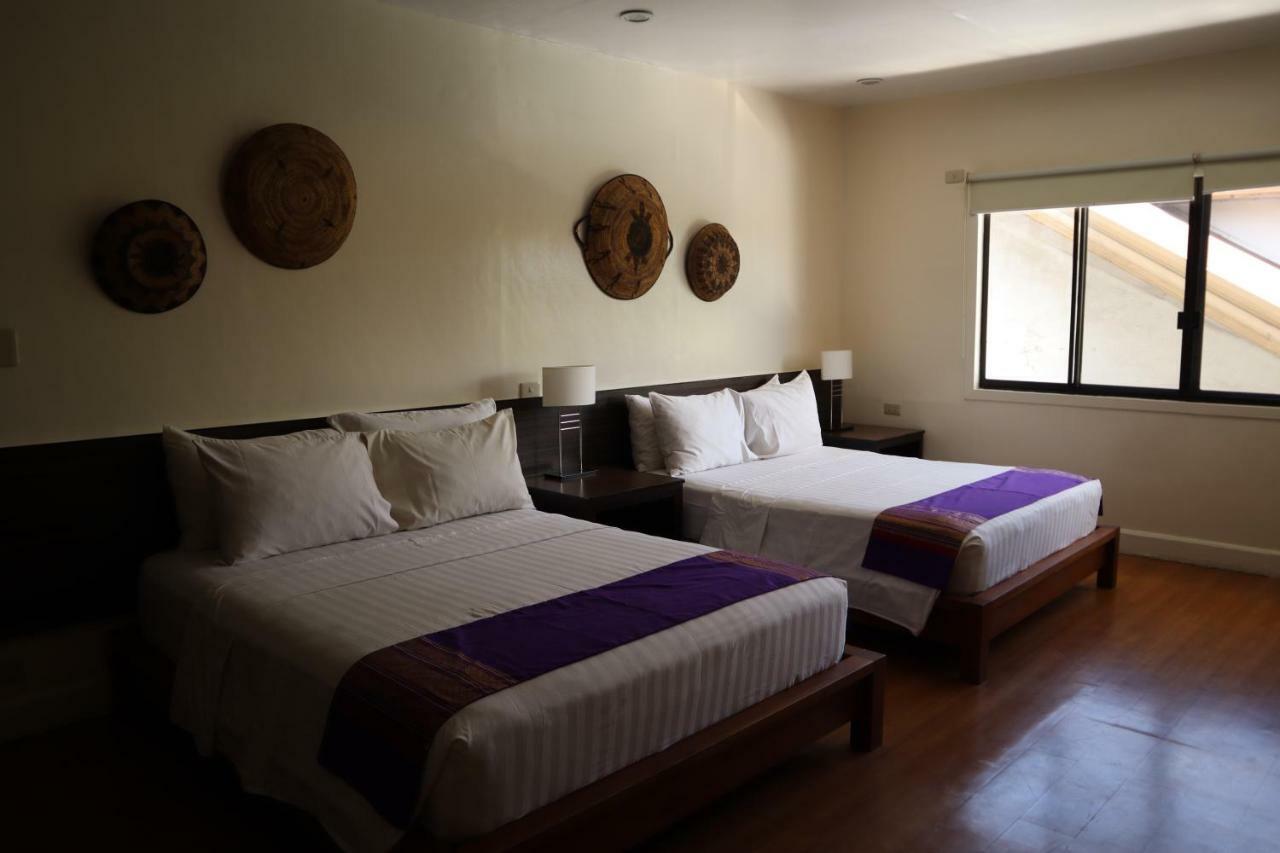 โดมิซิลิโอ ลอเรนโซ Hotel Davao ภายนอก รูปภาพ
