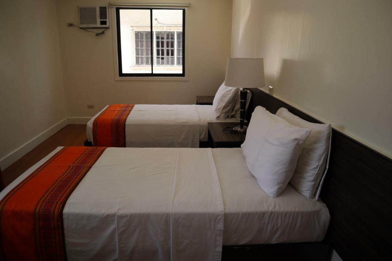 โดมิซิลิโอ ลอเรนโซ Hotel Davao ภายนอก รูปภาพ