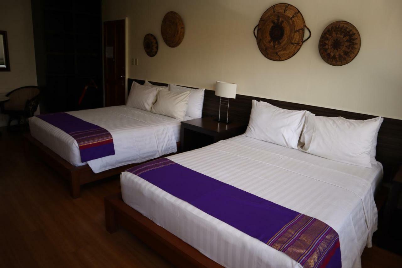 โดมิซิลิโอ ลอเรนโซ Hotel Davao ภายนอก รูปภาพ