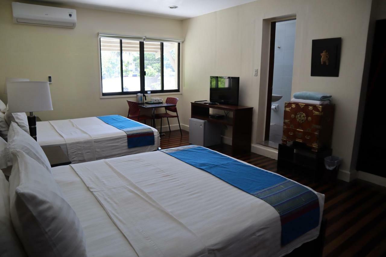 โดมิซิลิโอ ลอเรนโซ Hotel Davao ภายนอก รูปภาพ